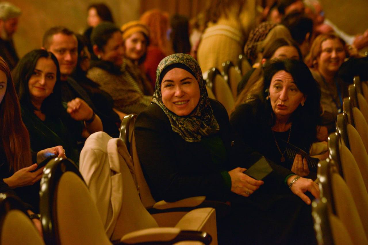 Лезгинский театр принимает участие в межрегиональном фестивале в Крыму Лезгинский театр принимает участие в межрегиональном фестивале в Крыму