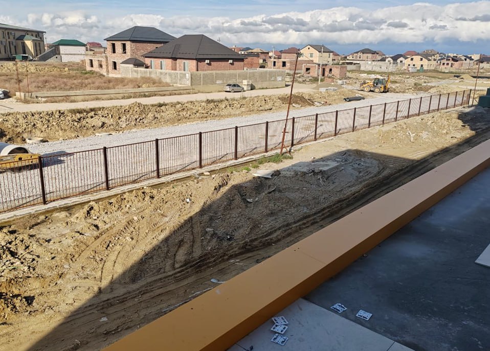 В одном из постов Дирекции по реализации инфраструктурных программ рассказывали о том, что в зависимости от возраста учеников стены в классах окрашиваются разные цвета В одном из постов Дирекции по реализации инфраструктурных программ рассказывали о том, что в зависимости от возраста учеников стены в классах окрашиваются разные цвета