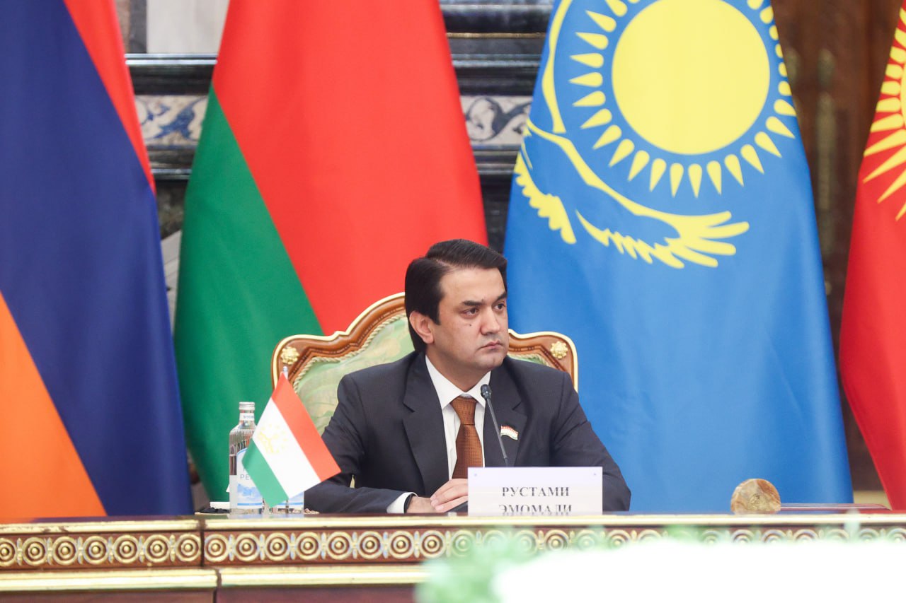 Валентина Матвиенко провела в Душанбе заседание Совета Межпарламентской Ассамблеи государств Содружества Валентина Матвиенко провела в Душанбе заседание Совета Межпарламентской Ассамблеи государств Содружества