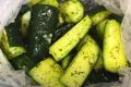 Хрустящие огурцы с чесноком и укропом