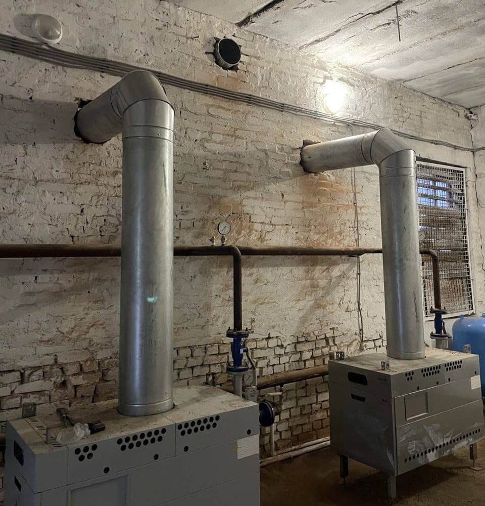 Бригада из Дагестана установила дымоотвод в новой котельной Дома Культуры Тимошевки Михайловского района Бригада из Дагестана установила дымоотвод в новой котельной Дома Культуры Тимошевки Михайловского района