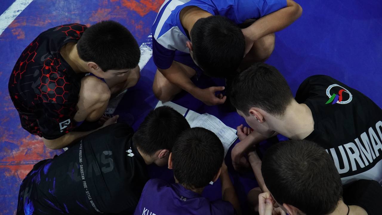 В спортивной школе имени Абдулрашида Садулаева прошла интеллектуальная викторина для юных спортсменов В спортивной школе имени Абдулрашида Садулаева прошла интеллектуальная викторина для юных спортсменов