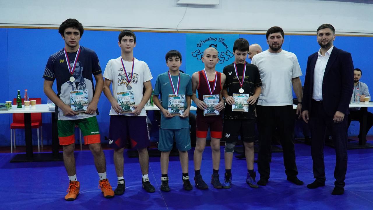 В спортивной школе имени Абдулрашида Садулаева прошла интеллектуальная викторина для юных спортсменов В спортивной школе имени Абдулрашида Садулаева прошла интеллектуальная викторина для юных спортсменов