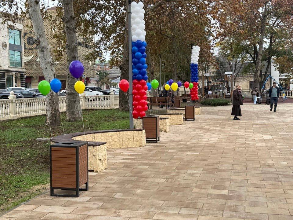 В Махачкале сданы несколько благоустроенных городских пространств В Махачкале сданы несколько благоустроенных городских пространств