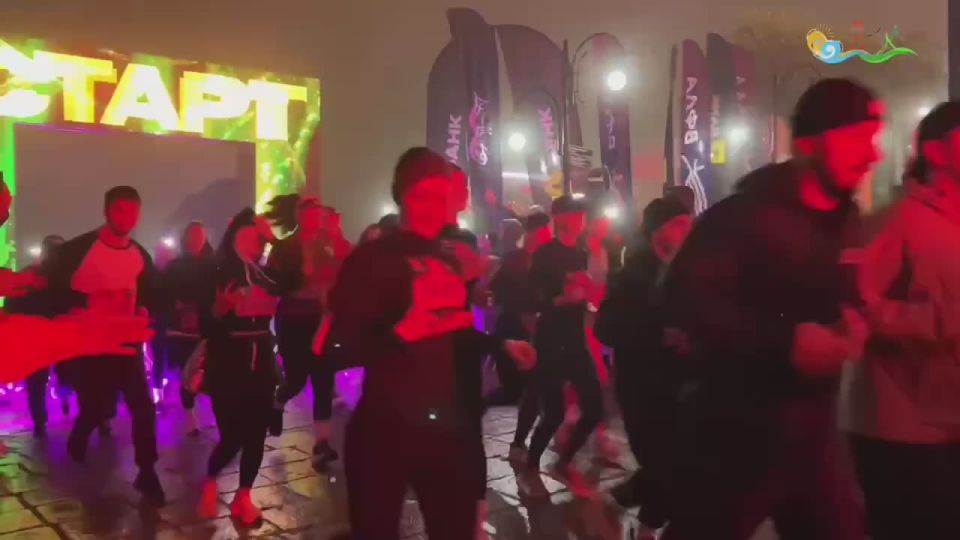 0   3   - , ,   ,     ,     