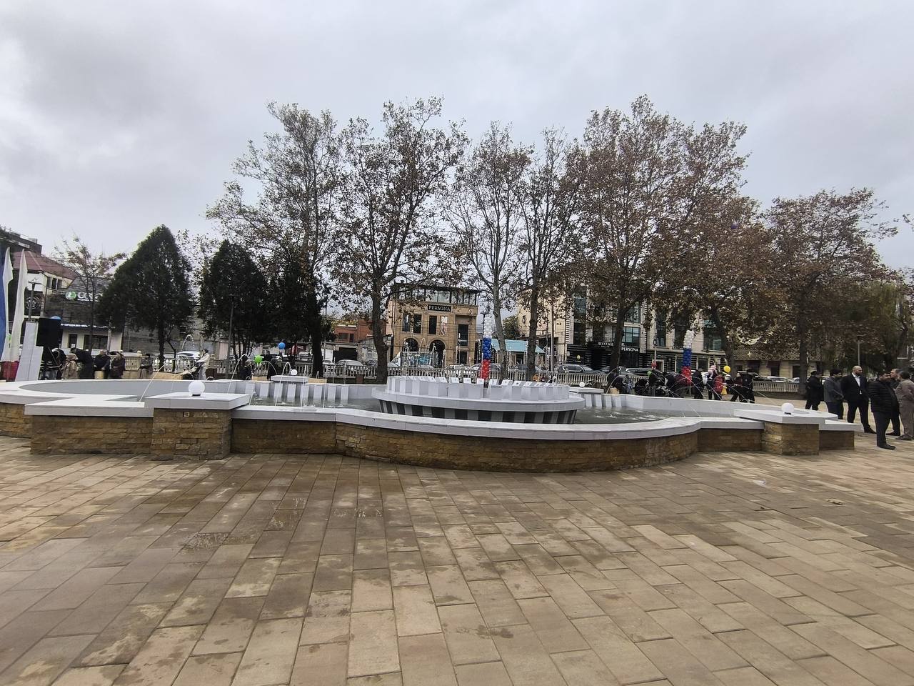 Сквер на улице Ахмата-Хаджи Кадырова открыт после масштабного преображения Сквер на улице Ахмата-Хаджи Кадырова открыт после масштабного преображения