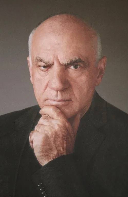 В этом году исполнилось 90 лет советскому и российскому композитору, народному артисту РСФСР, лауреату Государственной премии РФ и премии Правительства РФ Ширвани Чалаеву