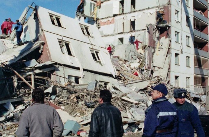 Андрей Марочко: #Дата. 16 ноября 1996 года в Каспийске (Дагестан) был взорван девятиэтажный жилой дом, в результате чего погибли 67 человек