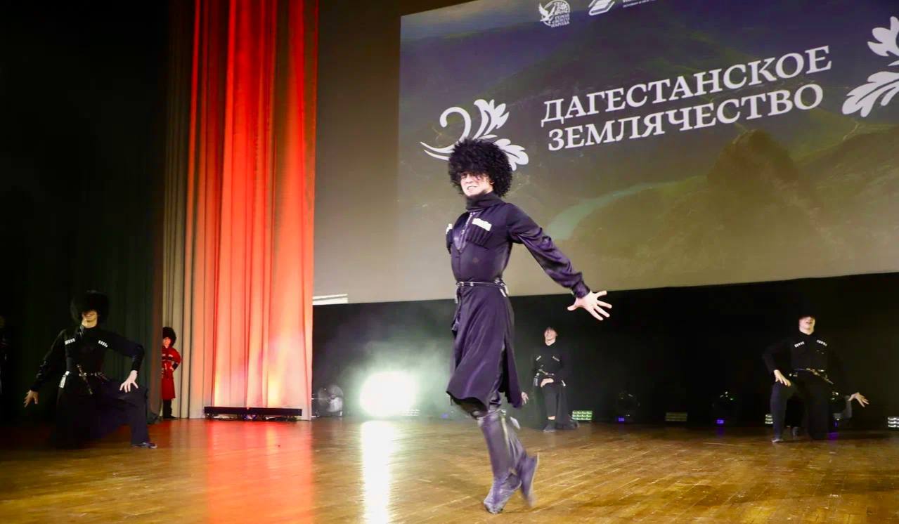 Хамзаев: Сила России в нашем единстве! Хамзаев: Сила России в нашем единстве!