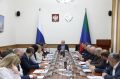 Правительство Дагестана усилит контроль за погашением кредиторской задолженности медучреждений