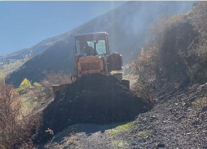 Член Комитета НС РД по промышленности, жилищно-коммунальному хозяйству, транспорту и дорожному хозяйству Шафи Абдуллаев оказал содействие в ремонте участка дороги в Рутульском районе