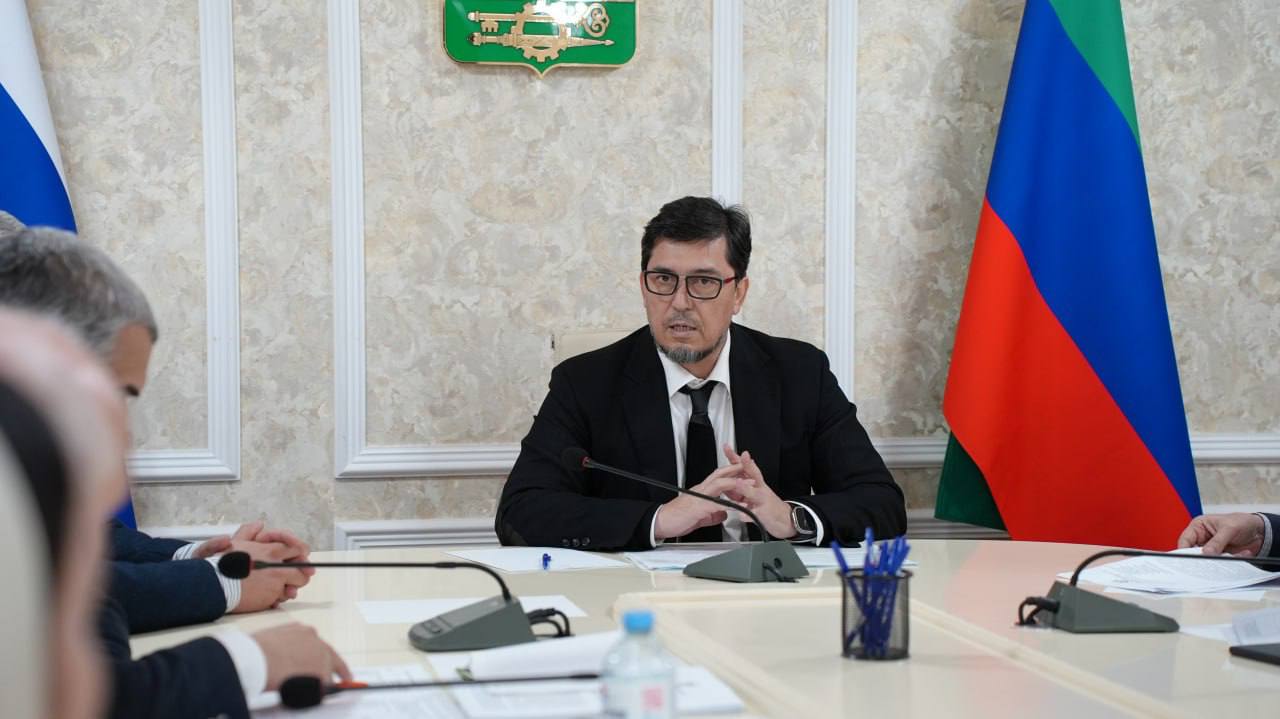 В Администрации Хасавюрта состоялось совещание по вопросам организации вакцинации против полиомиелита В Администрации Хасавюрта состоялось совещание по вопросам организации вакцинации против полиомиелита