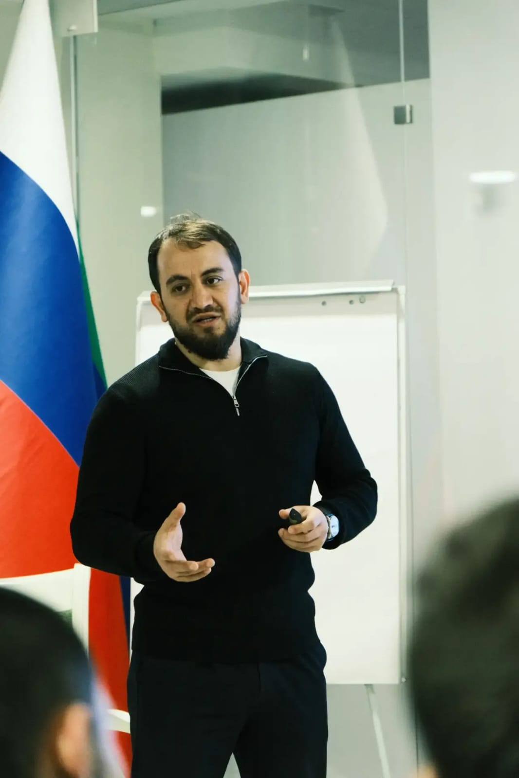 Руководитель Центра управления регионом Дагестана Исрафил Исрафилов провёл лекцию для участников форума «Ценностные ориентиры современной молодёжи», который проходит в Махачкале