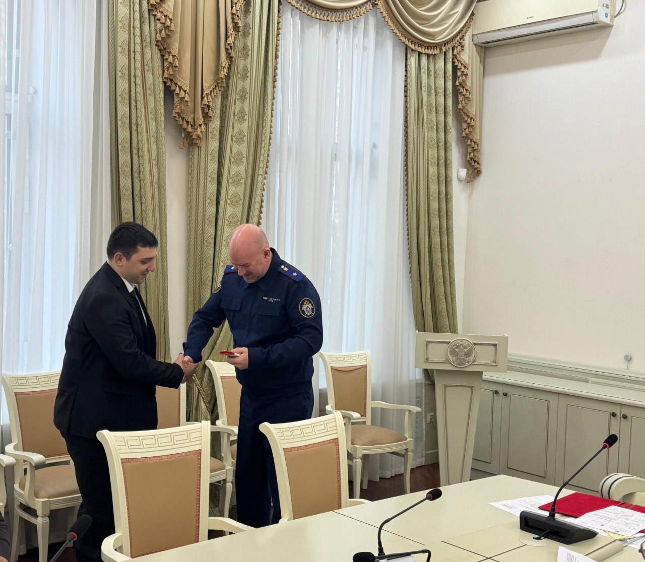 В следственном управлении СК России по Республике Дагестан состоялась церемония вручения первого специального звания