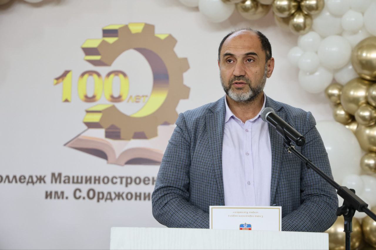 В Каспийском колледже машиностроения и сервиса состоялось торжественное мероприятие, посвященное 100-летию учреждения! В Каспийском колледже машиностроения и сервиса состоялось торжественное мероприятие, посвященное 100-летию учреждения!