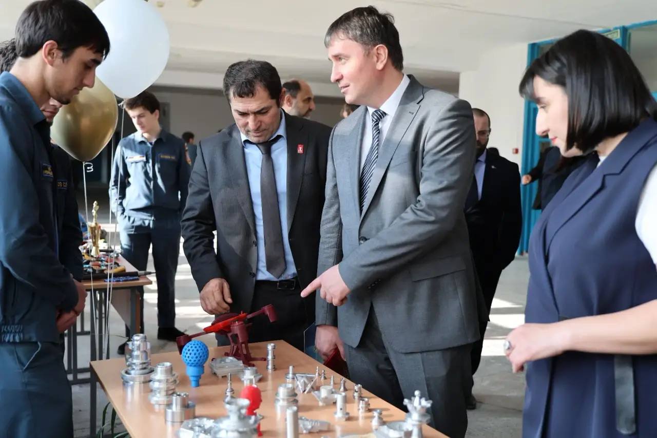 Саид Рамазанов принял участие в мероприятии, посвященном столетию «Колледжа машиностроения и сервиса имени С. Орджоникидзе» Саид Рамазанов принял участие в мероприятии, посвященном столетию «Колледжа машиностроения и сервиса имени С. Орджоникидзе»