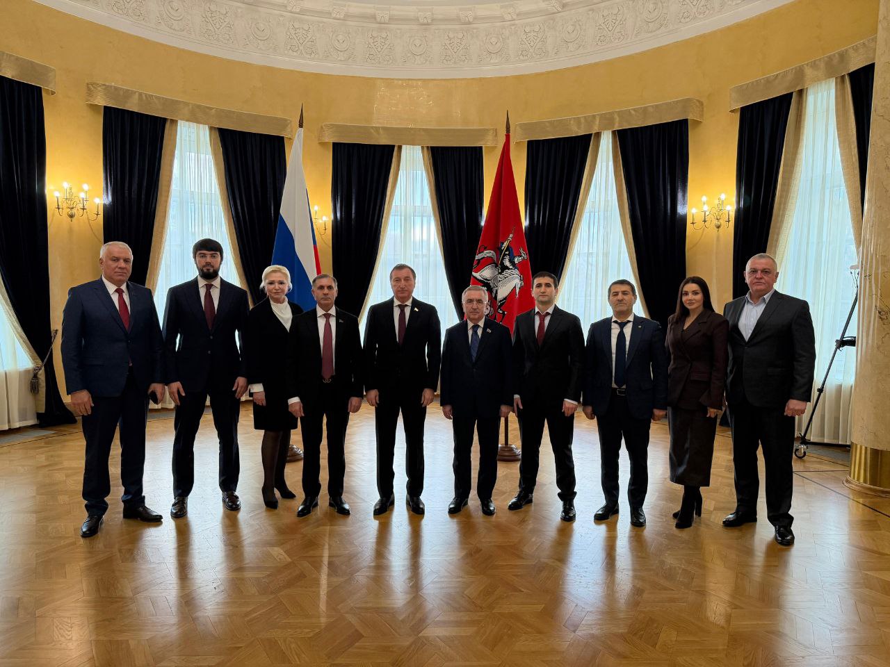 Председатель Народного Собрания РД Заур Аскендеров, находящийся с рабочей поездкой в Москве, прибыл в Московскую городскую Думу Председатель Народного Собрания РД Заур Аскендеров, находящийся с рабочей поездкой в Москве, прибыл в Московскую городскую Думу