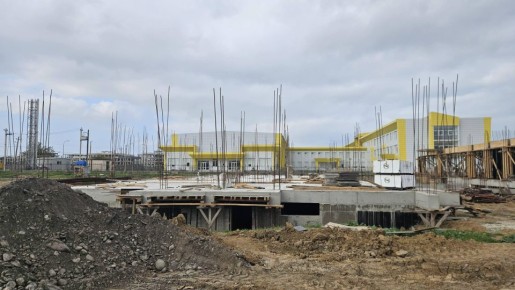 В микрорайоне Аваин г.Дербента продолжается строительство нового детского сада на 250 мест, расположенного рядом с школой №14 по улице Фермерской