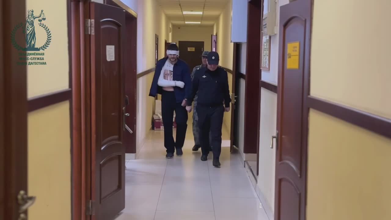 Суд в Махачкале заключил под стражу пилота вертолета, потерпевшего крушение в Дагестане 7 ноября