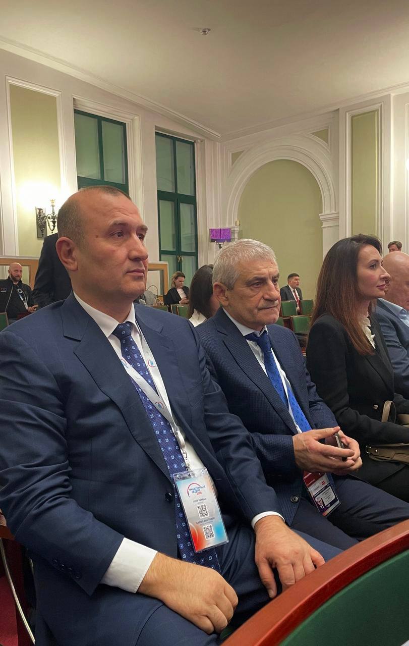 Дагестан принимает участие в обсуждении международных транспортных коридоров на форуме "Транспорт России" Дагестан принимает участие в обсуждении международных транспортных коридоров на форуме "Транспорт России"