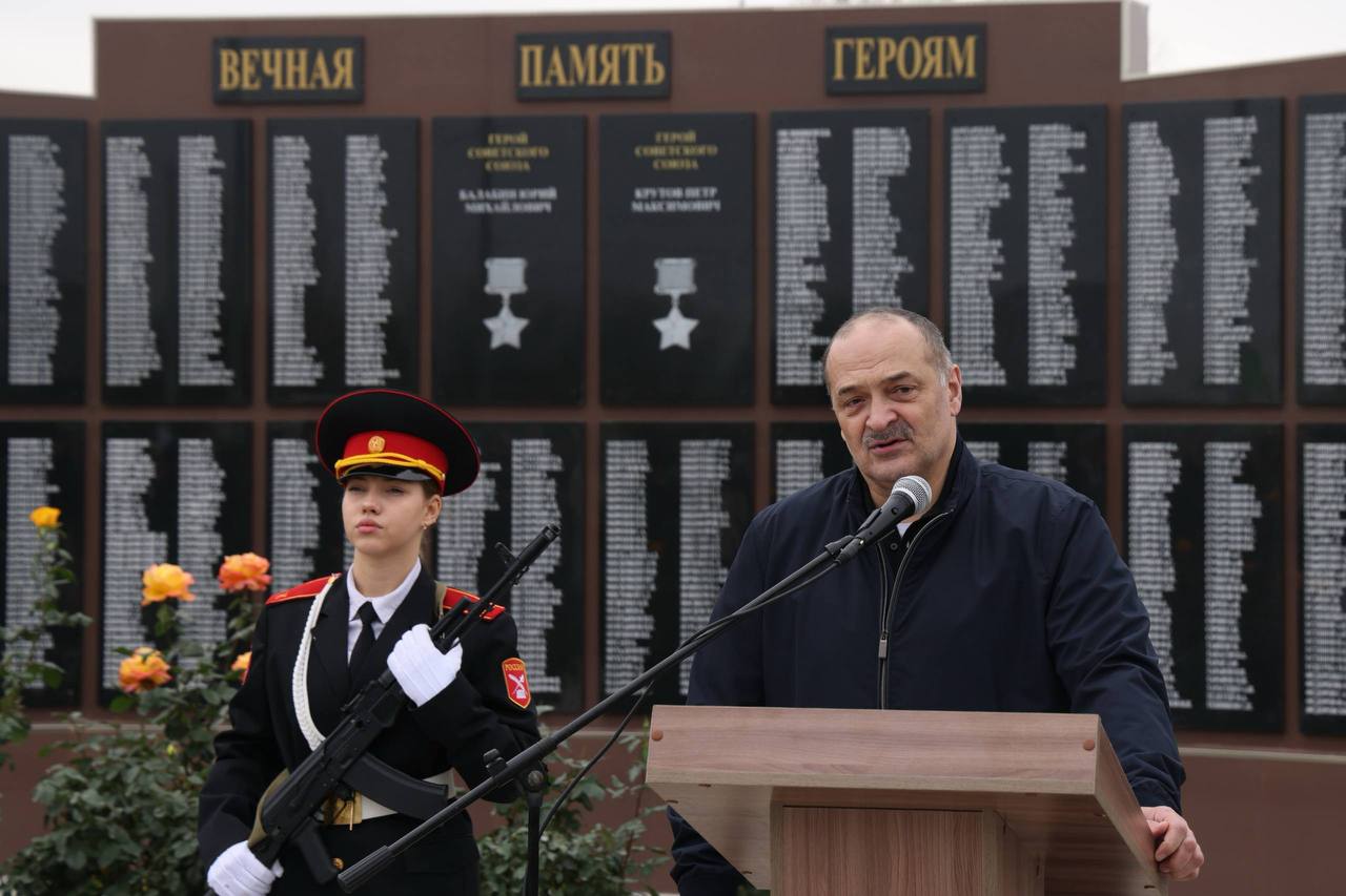 — Несмотря на все испытания, вы не опускаете руки