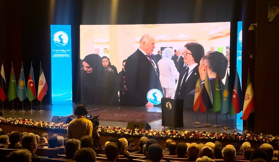 Премьер Дагестана принял участие в подписании коммюнике по итогам форума губернаторов прикаспийских регионов в Иране Премьер Дагестана принял участие в подписании коммюнике по итогам форума губернаторов прикаспийских регионов в Иране