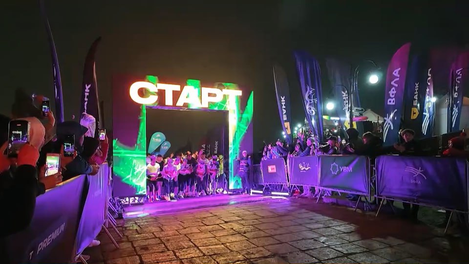 Дагестанские спортсмены собрали 1,4 млн рублей для детей на полумарафоне в Дербенте