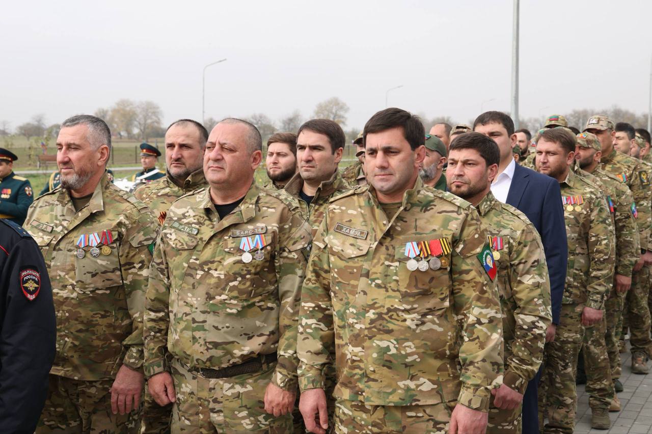 — Несмотря на все испытания, вы не опускаете руки — Несмотря на все испытания, вы не опускаете руки