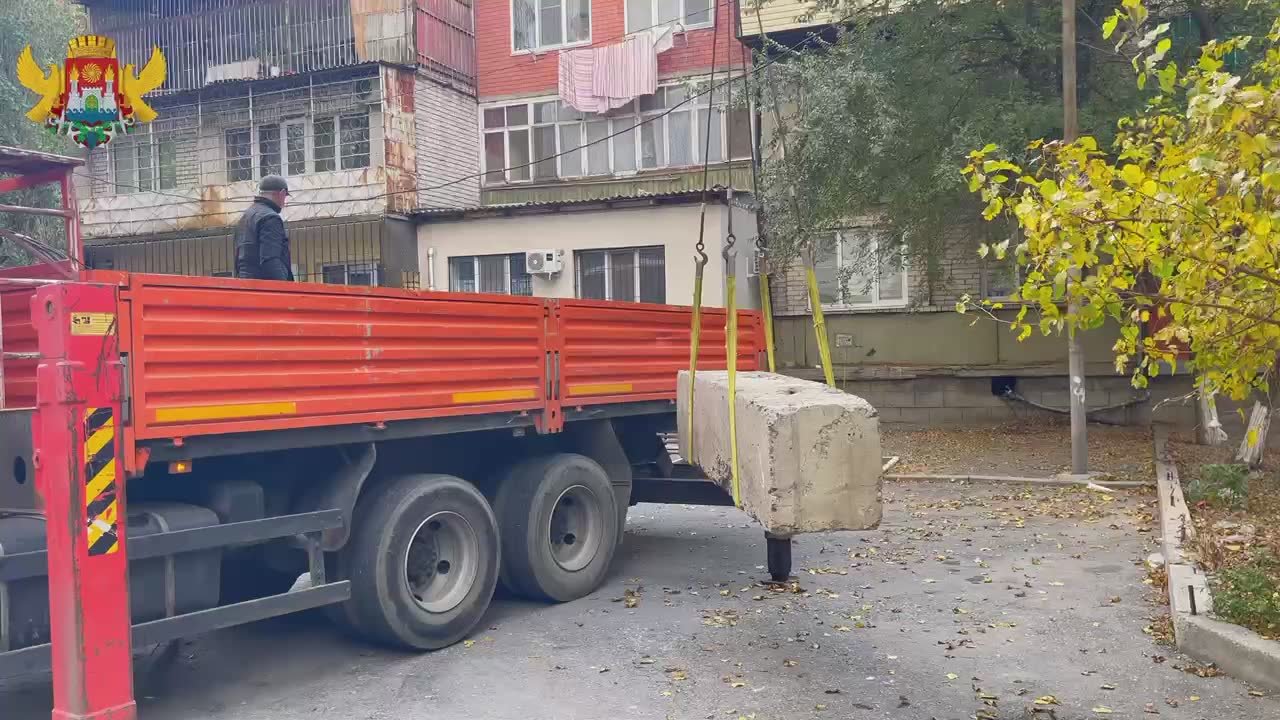 В Махачкале продолжается работа по выявлению и демонтажу незаконно установленных конструкций