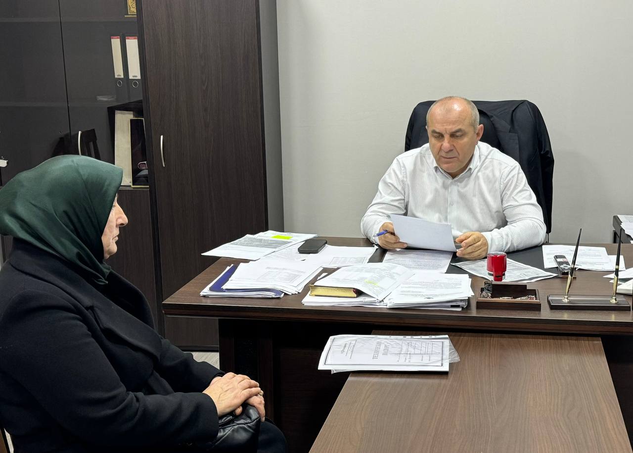 В Управление имущественных и земельных отношений города Махачкалы обратилась Махулаева Аминат Абдулаевна мать участника специальной военной операции (СВО) Махулаева Магомедрасула Абдулаевича с просьбой оказать содействие...