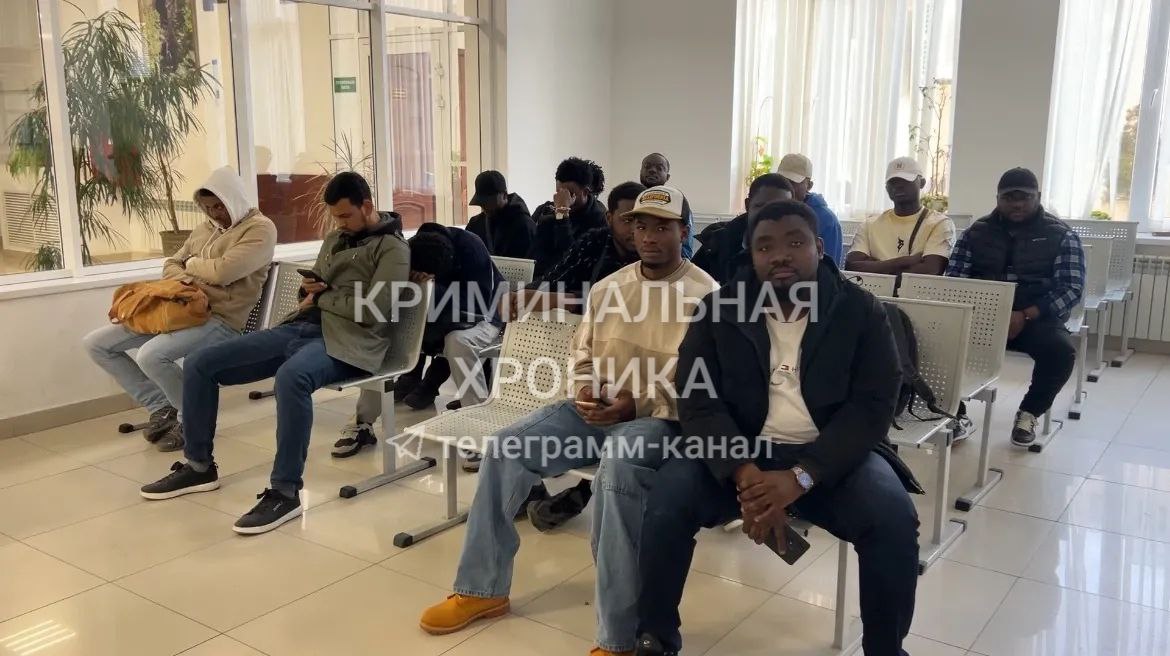 16 иностранцев из Камеруна, Того и Мавритании выявили сотрудники МВД республики в п.Ленинкент 16 иностранцев из Камеруна, Того и Мавритании выявили сотрудники МВД республики в п.Ленинкент