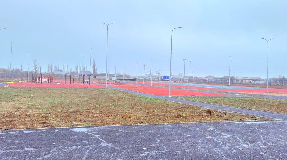 Краски осени и идеальное сочетание с ними новой школы в селе Байрамаул Краски осени и идеальное сочетание с ними новой школы в селе Байрамаул