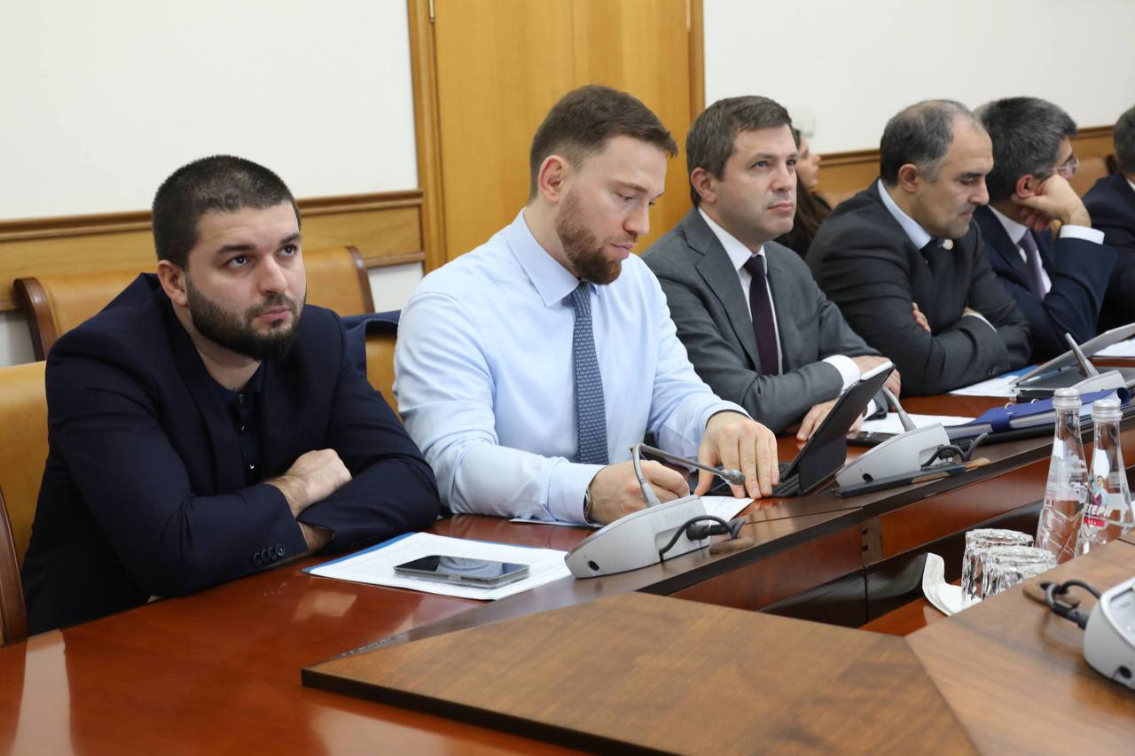 Эксперты дали рекомендации Правительству Дагестана по внедрению ИИ Эксперты дали рекомендации Правительству Дагестана по внедрению ИИ