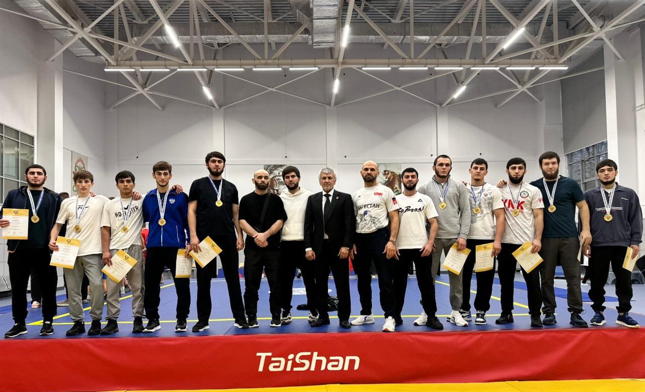 Сборная Дагестана по ушу-саньда вновь триумфально выступила на Кубке России, который завершился в Москве Сборная Дагестана по ушу-саньда вновь триумфально выступила на Кубке России, который завершился в Москве