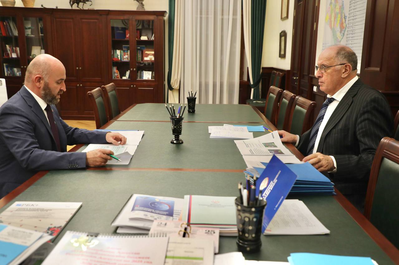 В Дагестане проводят масштабную работу по постановке на кадастровый учет земель лесного фонда В Дагестане проводят масштабную работу по постановке на кадастровый учет земель лесного фонда