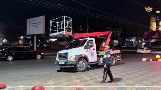 Демонтаж несанкционированной рекламы в Махачкале