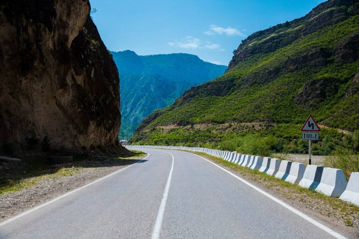 384 км дорог капитально отремонтировали в Дагестане в 2025 году