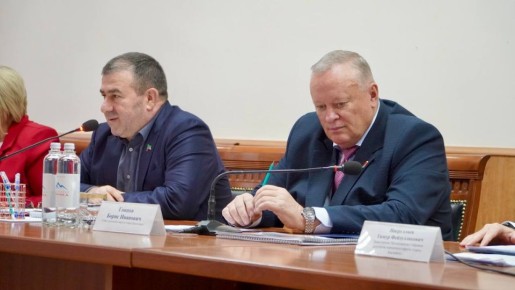   !.                       !    ...