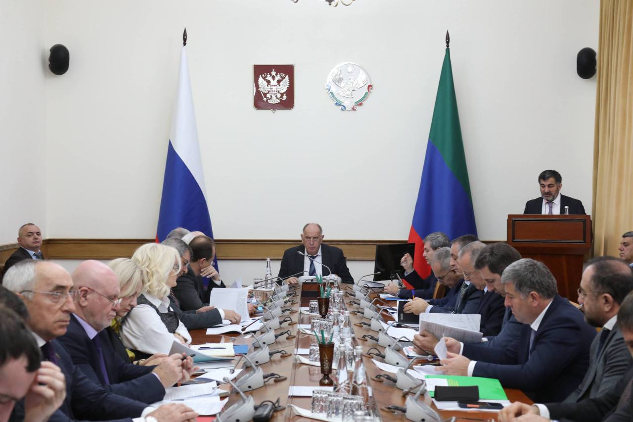 В Дагестане по поручению Главы РД реализуют проект «Зеленая улица»