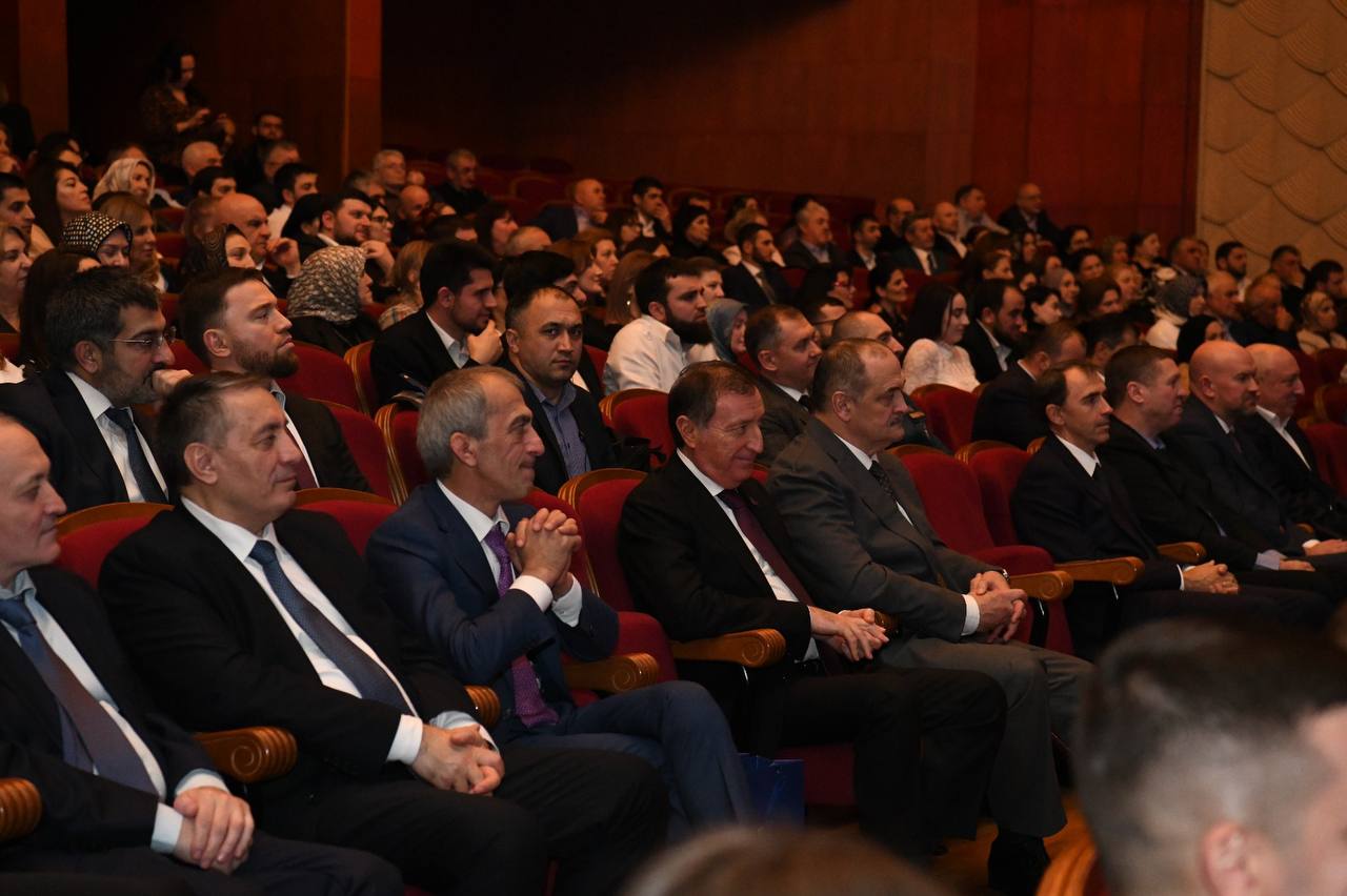 Сегодня Управлению федеральной налоговой службы по Республике Дагестан исполнилось 35 лет Сегодня Управлению федеральной налоговой службы по Республике Дагестан исполнилось 35 лет