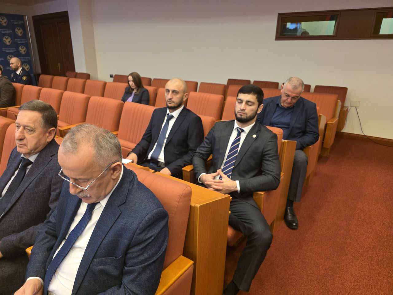 В 49 сессии НС РД седьмого созыва принимают участие члены Правительства Республики Дагестан, руководители территориальных органов федеральных органов власти, а также стажеры кадровой программы «Доблесть гор» В 49 сессии НС РД седьмого созыва принимают участие члены Правительства Республики Дагестан, руководители территориальных органов федеральных органов власти, а также стажеры кадровой программы «Доблесть гор»