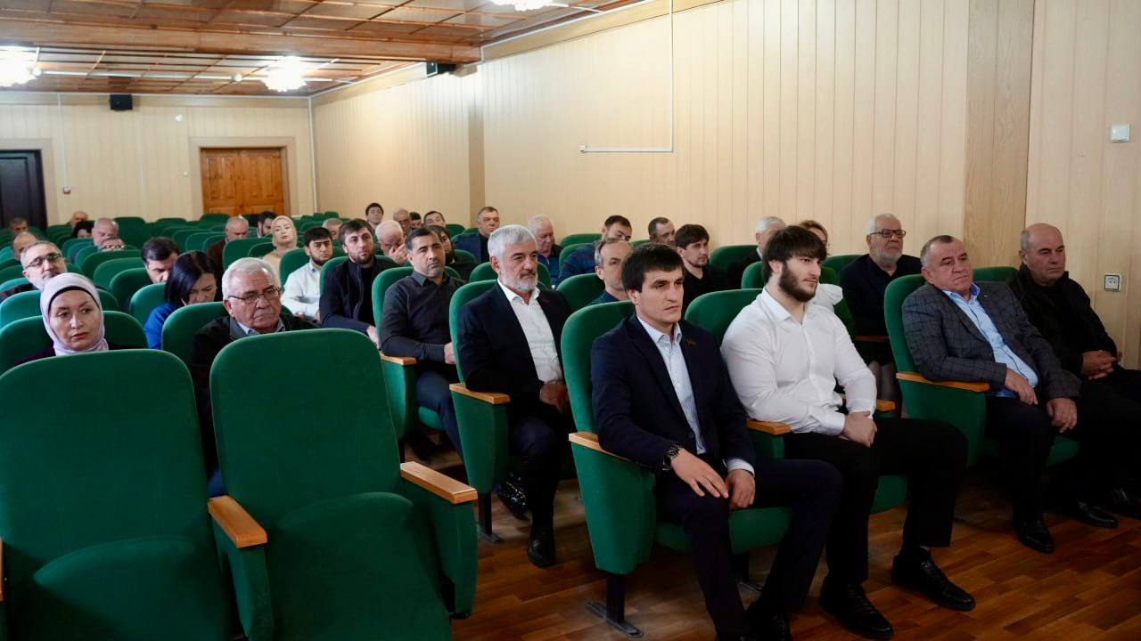 Депутаты утвердили в первом чтении бюджет Хасавюрта на 2026–2028 годы Депутаты утвердили в первом чтении бюджет Хасавюрта на 2026–2028 годы