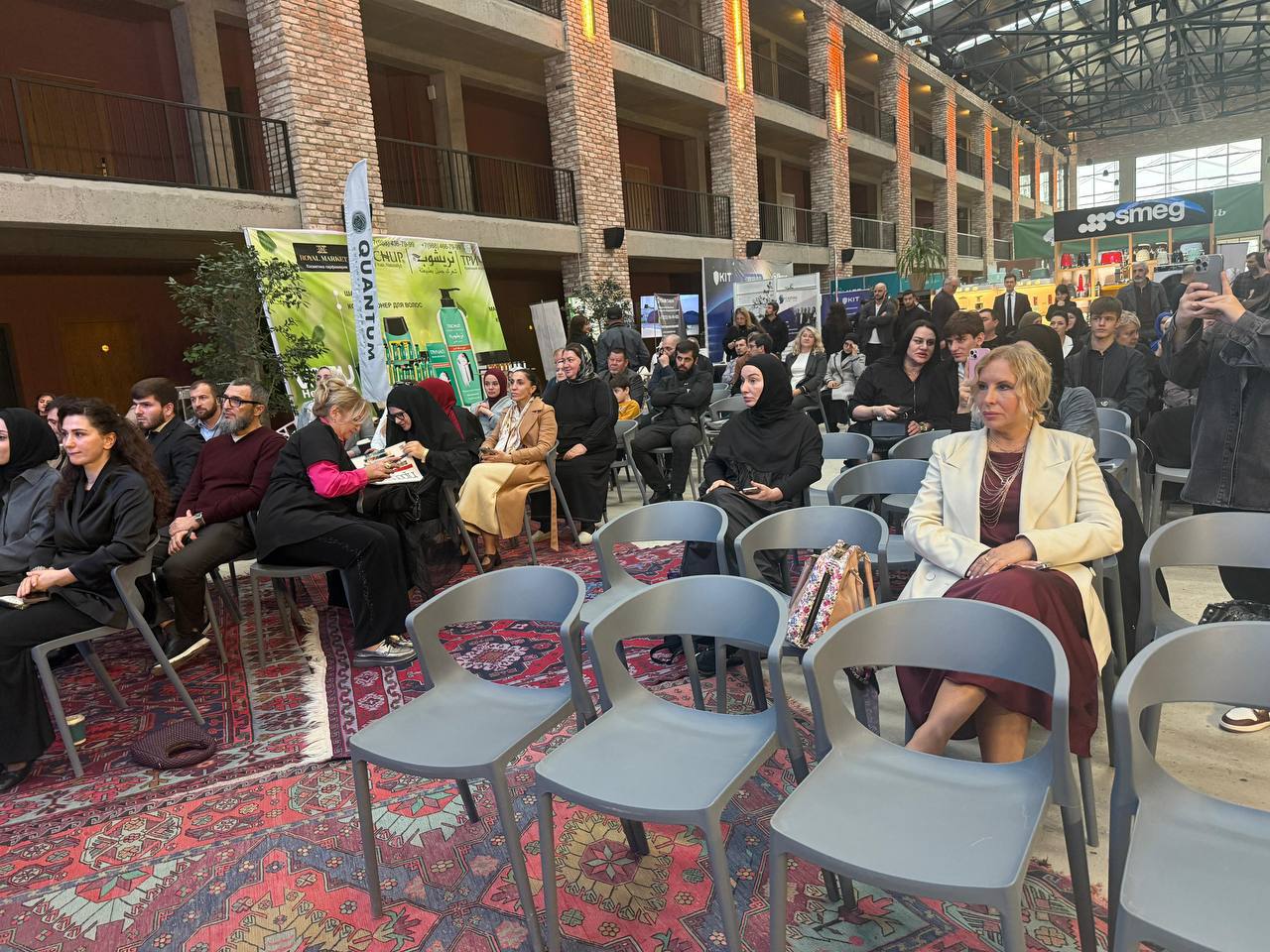 Представитель Дагпредпринимательства приняла участие в выставке «Деловой Дагестан 2025» Представитель Дагпредпринимательства приняла участие в выставке «Деловой Дагестан 2025»