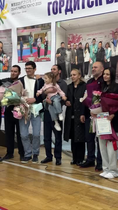 С золотом из Токио!. В Дагестан вернулись чемпионы Сурдолимпийских игр – Мадина Сатушиева и Шамиль Исаков