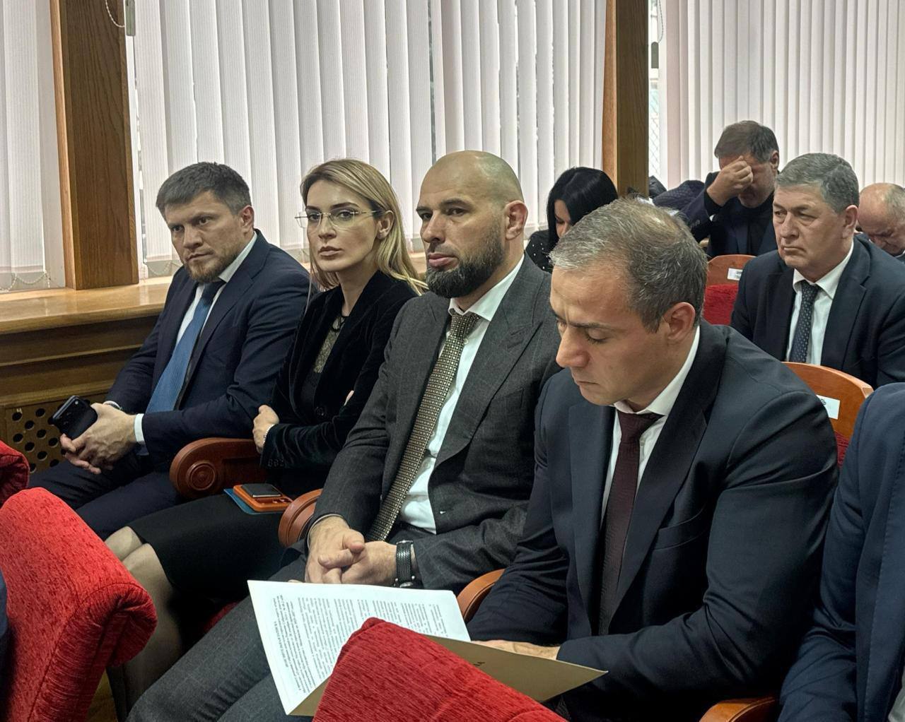 В Махачкале состоялась очередная сессия Собрания депутатов 4-го созыва В Махачкале состоялась очередная сессия Собрания депутатов 4-го созыва