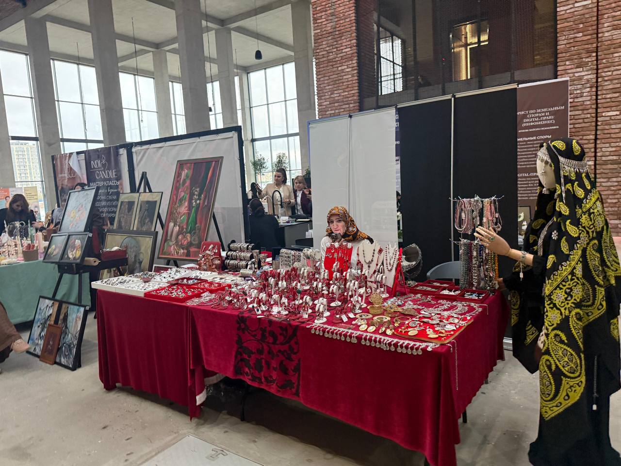 Представитель Дагпредпринимательства приняла участие в выставке «Деловой Дагестан 2025» Представитель Дагпредпринимательства приняла участие в выставке «Деловой Дагестан 2025»