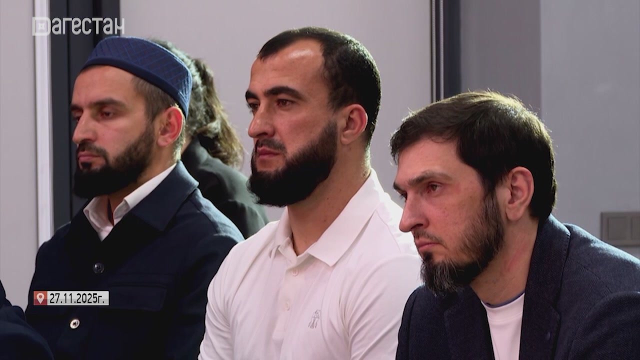 Во время прямого эфира звучали вопросы и от младшего поколения