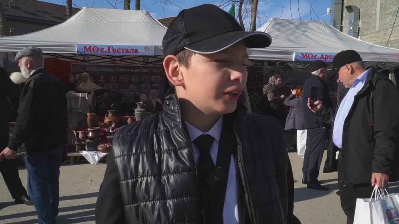 11-летний Мухаммад из Дылыма желает своим землякам мира и дружбы