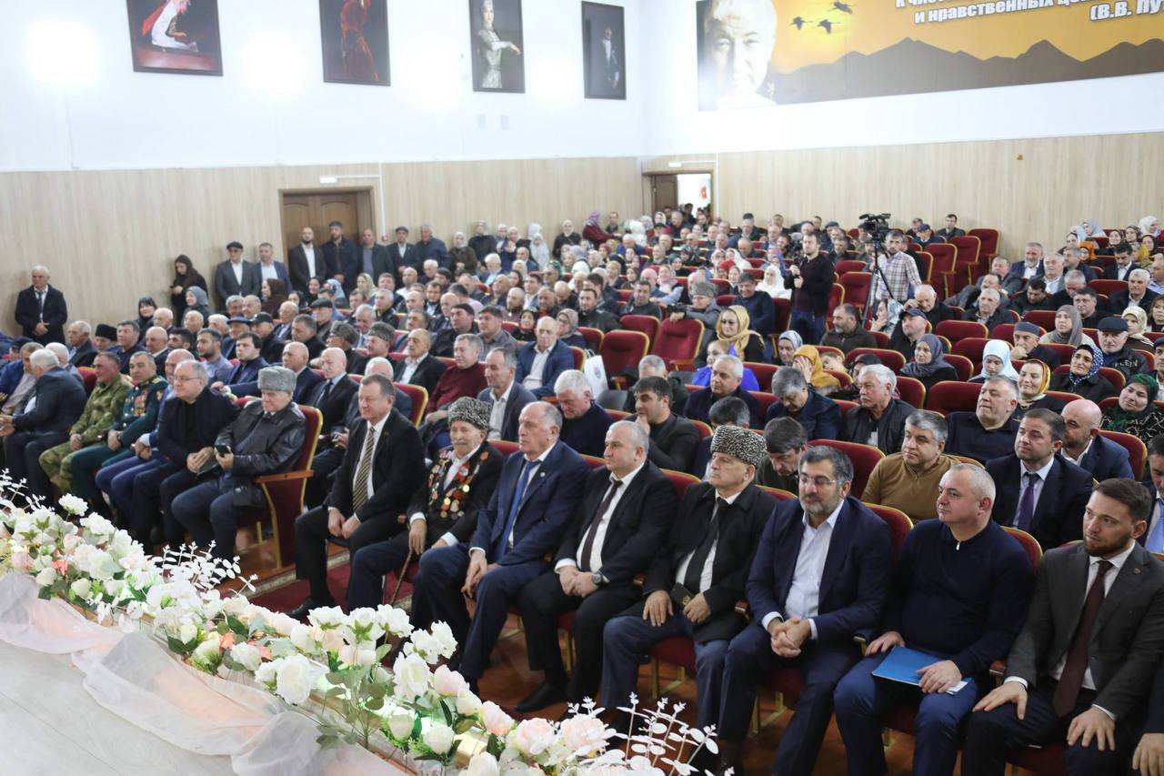 Казбековский район - в тройке лучших муниципалитетов предгорной зоны Дагестана Казбековский район - в тройке лучших муниципалитетов предгорной зоны Дагестана