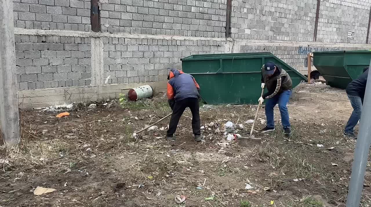 Сотрудники МБУ «Благоустройство города Махачкалы» приняли активное участие в масштабном городском субботнике, направленном на улучшение санитарного состояния и внешнего облика столицы республики